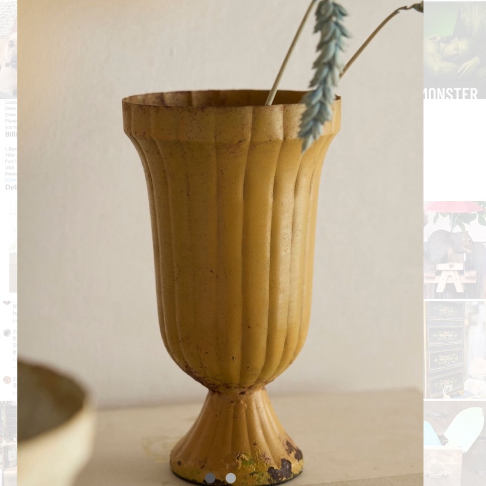 ANTHROPOLOGIE➕NWT Terrain Iron Urn Vase